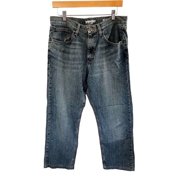 WRANGLER Relaxed Fit Straight Leg Medium Color Denim sz(32x30) - Picture 1 of 8